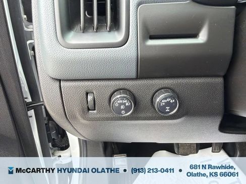 Used 2018 Chevrolet Colorado Z71 AWD/4WD image 15
