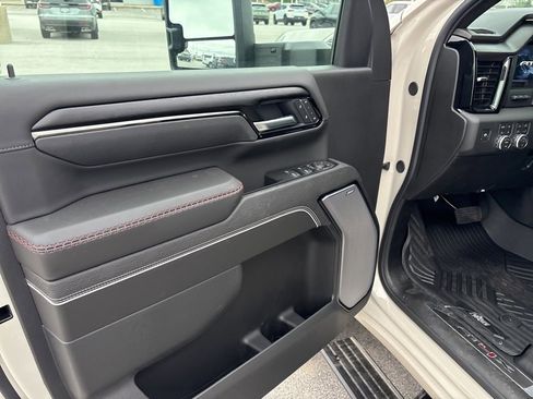 New 2026 GMC Sierra 2500 AT4X w/ AT4X AEV Edition AWD/4WD image 23