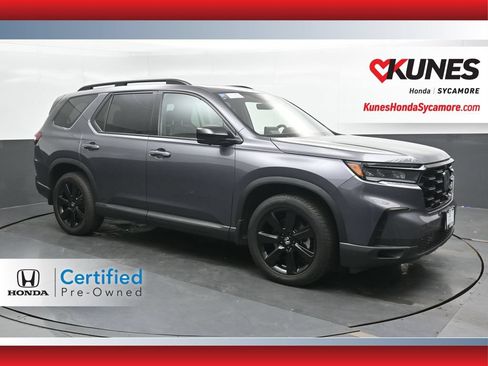 Used 2025 Honda Pilot Black Edition image 1