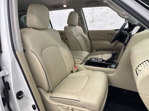 Used 2022 INFINITI QX80 Luxe w/ Cargo Package image 60