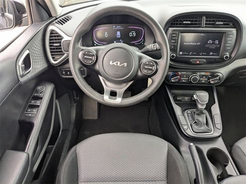 Used 2023 Kia Soul LX w/ Option Group 015 image 15