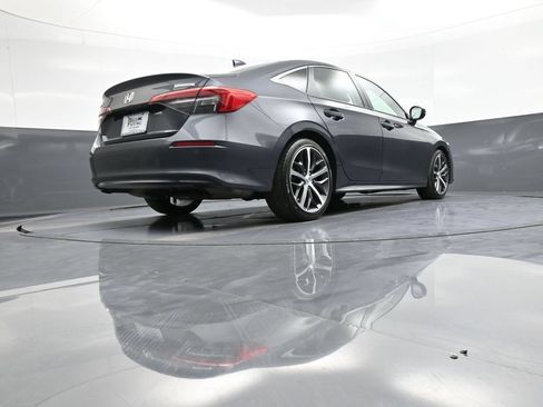 Certified 2024 Honda Civic Touring image 29