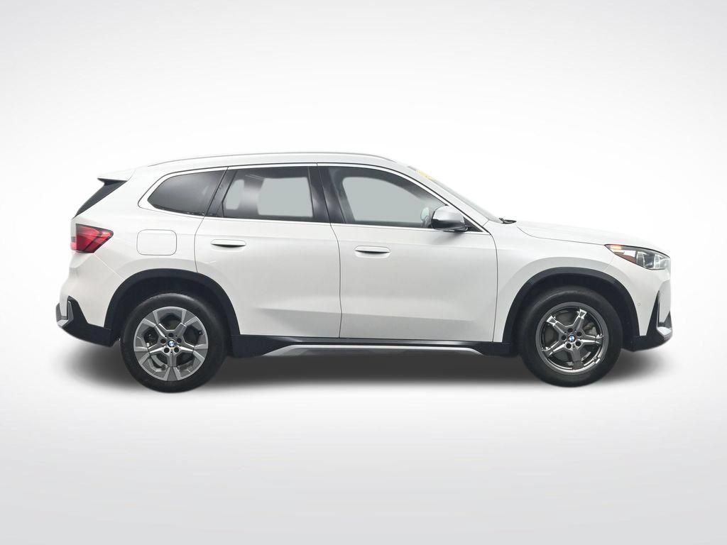 Used 2023 BMW X1 xDrive28i w/ Convenience Package AWD/4WD image 4