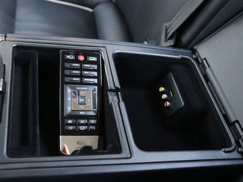 Used 2014 Jaguar XJ L Portfolio image 50