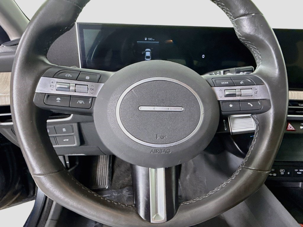 Used 2025 Hyundai Sonata SEL FWD image 12