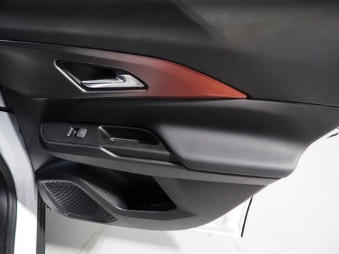 Used 2024 Chevrolet Equinox EV RS image 67