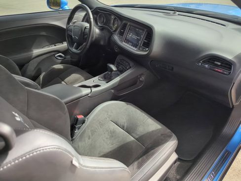 Used 2023 Dodge Challenger R/T Scat Pack image 25