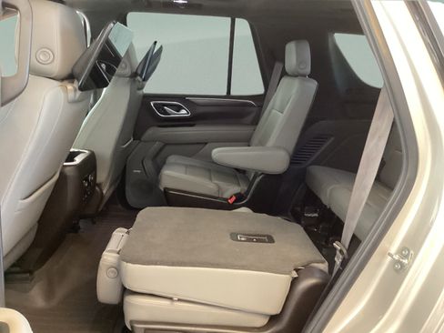Used 2021 Chevrolet Tahoe LT w/ Rear Media and Nav Package RWD image 28