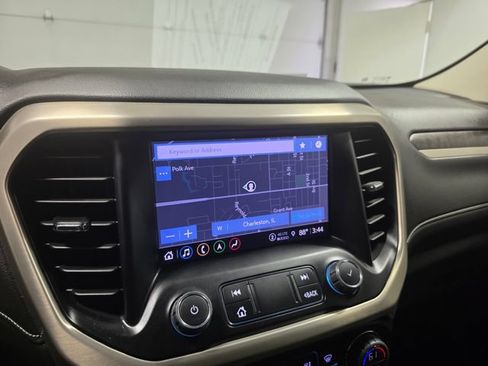 Used 2023 GMC Acadia Denali w/ Denali Technology Package AWD/4WD image 22