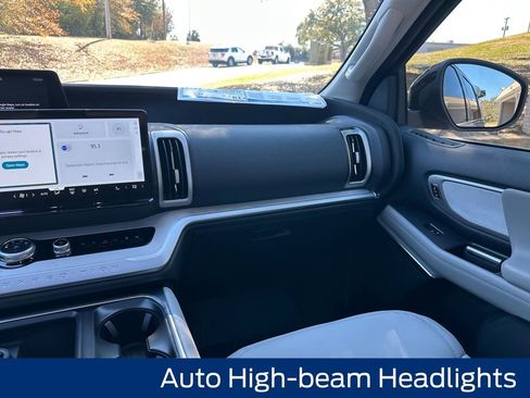 New 2026 Ford Expedition Active RWD image 16