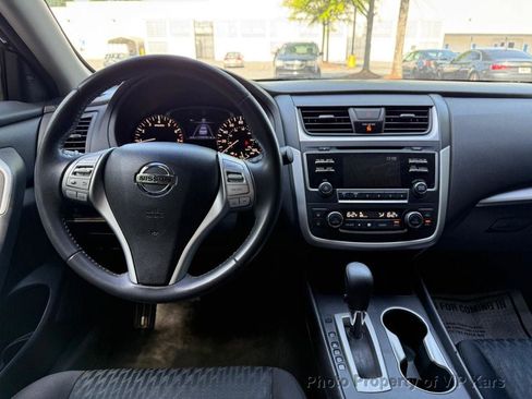 Used 2017 Nissan Altima 2.5 SV FWD image 16
