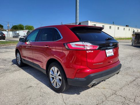 Used 2024 Ford Edge Titanium image 5