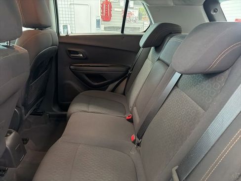 Used 2017 Chevrolet Trax LS image 22