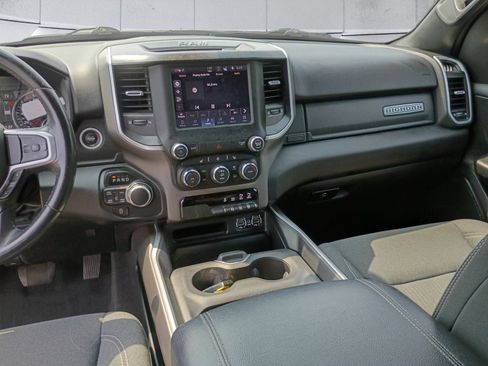 Used 2022 RAM 1500 Big Horn AWD/4WD image 12