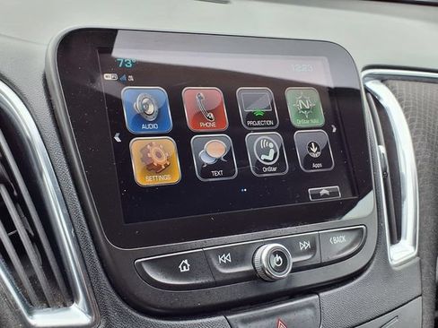 Used 2018 Chevrolet Malibu LT FWD image 10