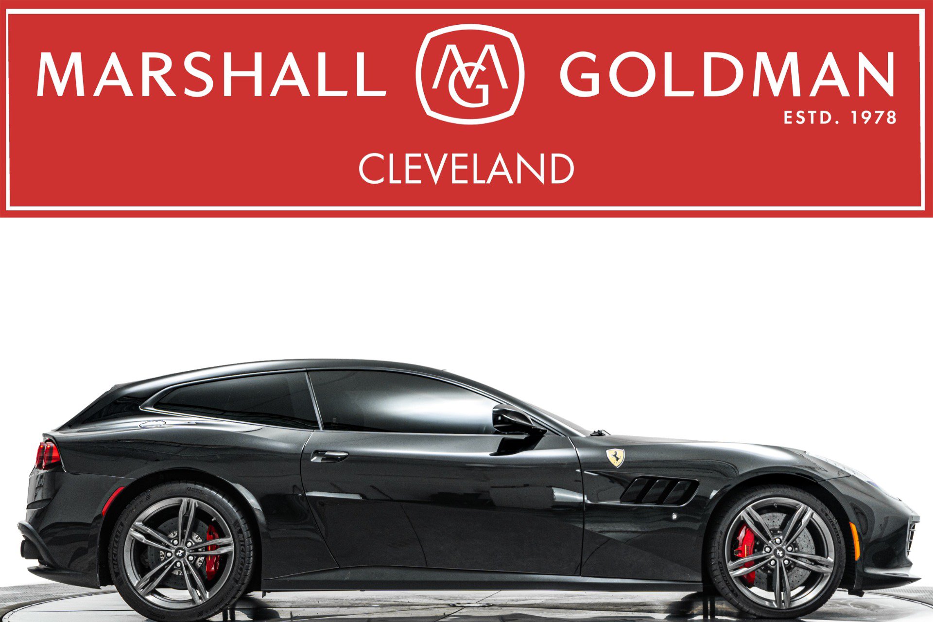 Used 2019 Ferrari GTC4Lusso AWD/4WD image 1