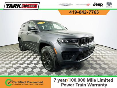 Certified 2022 Jeep Grand Cherokee Laredo w/ Luxury Tech Group I