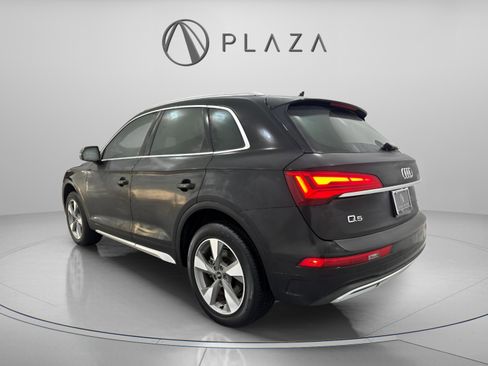 Certified 2023 Audi Q5 2.0T Premium Plus w/ Premium Plus Package image 3