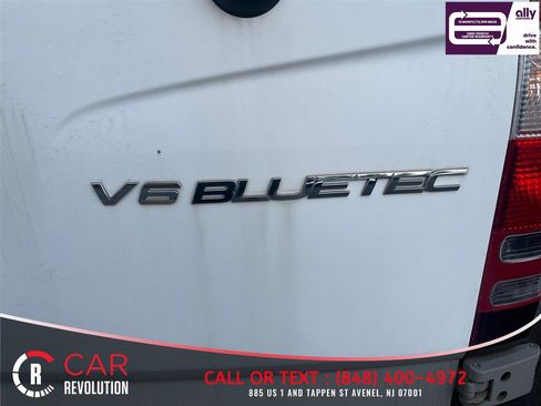 Used 2015 Mercedes-Benz Sprinter 3500 image 8