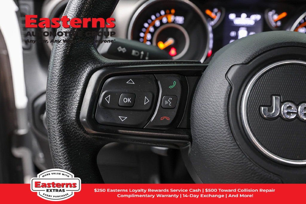 Used 2020 Jeep Gladiator Sport AWD/4WD image 16