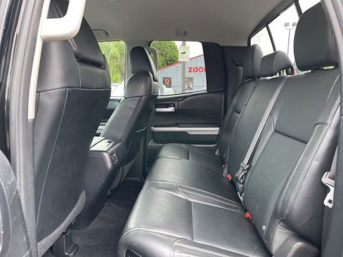 Used 2017 Toyota Tundra Limited w/ Limited Premium Package AWD/4WD image 10