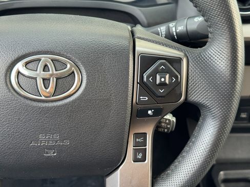 Used 2021 Toyota Tacoma SR5 RWD image 20