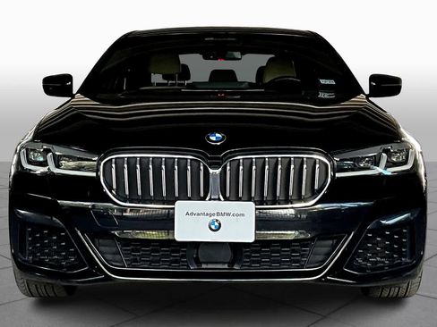 Used 2022 BMW 540i w/ M Sport Package image 2