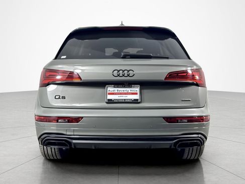 Used 2023 Audi Q5 e Premium Plus w/ Premium Plus Package image 4