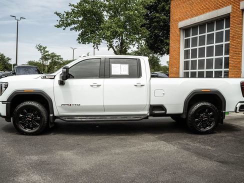 Used 2024 GMC Sierra 2500 AT4 w/ AT4 Preferred Package AWD/4WD image 39