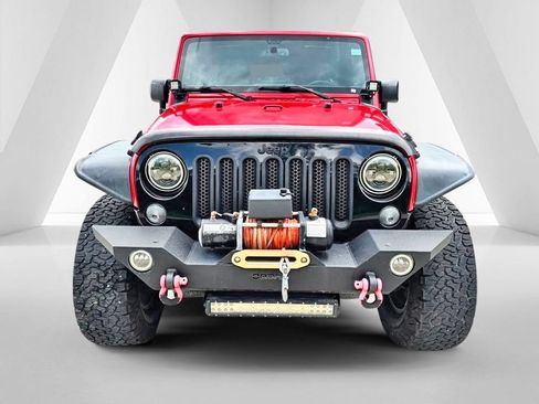 Used 2017 Jeep Wrangler Unlimited Sport AWD/4WD image 2