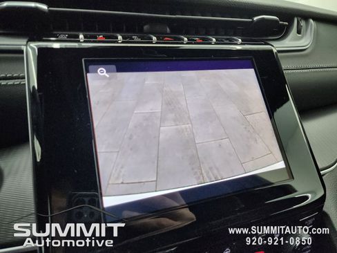 New 2025 Jeep Grand Cherokee Laredo w/ Luxury Tech Group I image 21