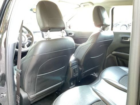 Used 2021 Jeep Compass Latitude AWD/4WD image 29