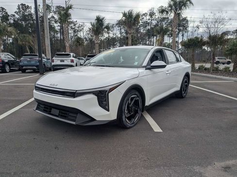 Used 2025 Kia K4 EX image 7