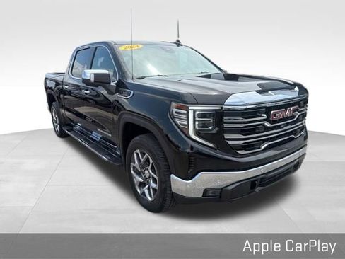 Used 2024 GMC Sierra 1500 SLT w/ SLT Premium Plus Package AWD/4WD image 3