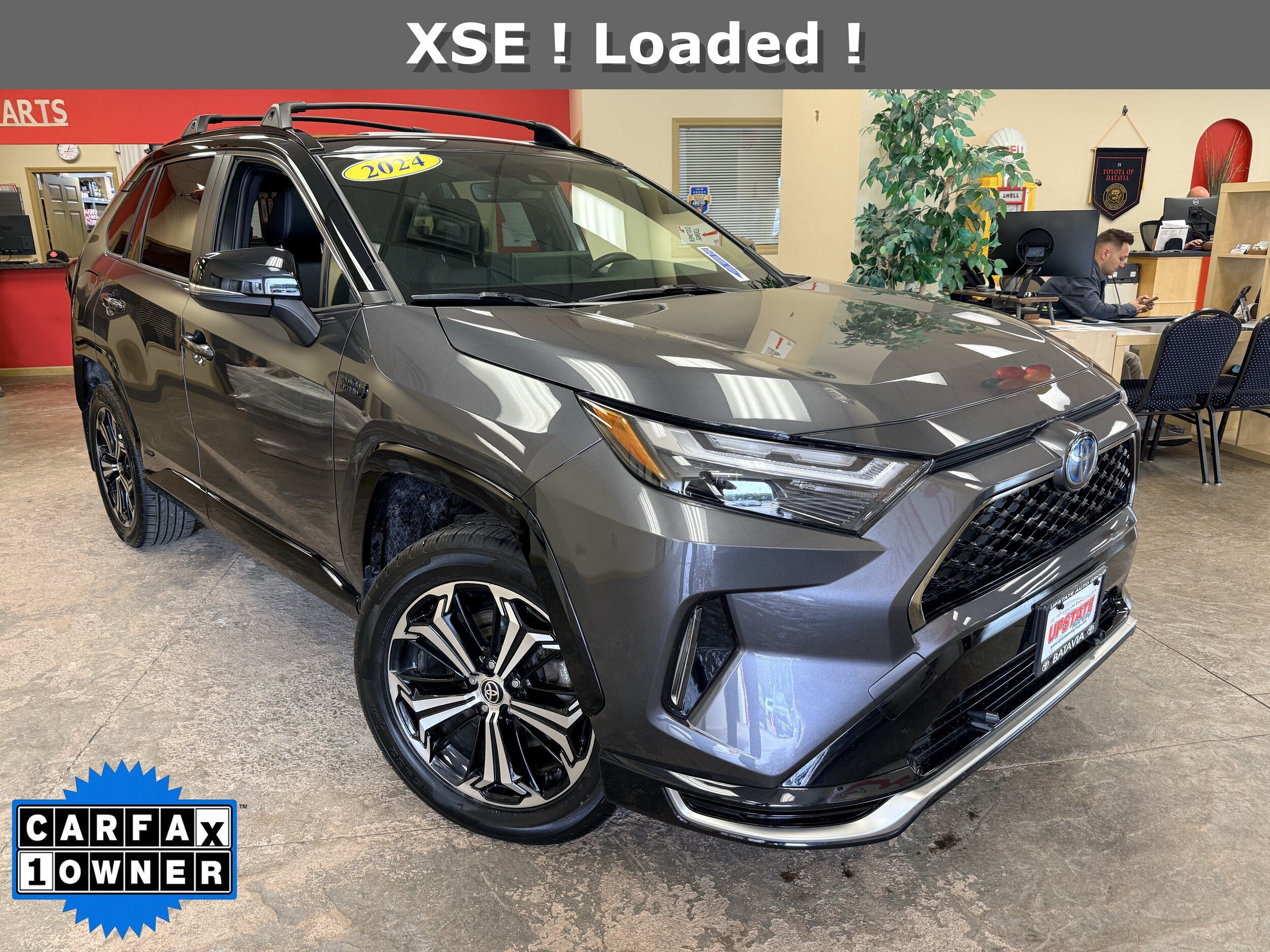 Used 2024 Toyota RAV4 XSE w/ Weather Package AWD/4WD image 1