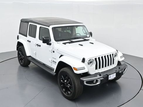 Used 2021 Jeep Wrangler Unlimited Sahara w/ Cold Weather Group image 57