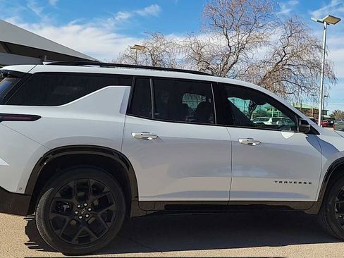 New 2026 Chevrolet Traverse RS FWD image 2