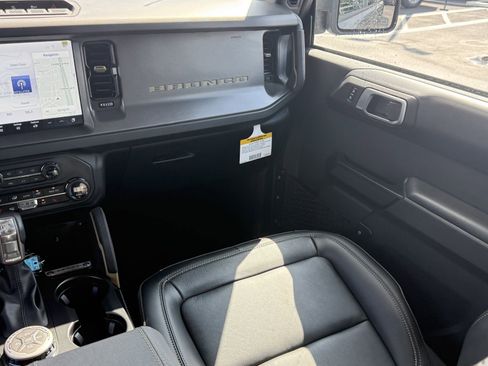 New 2026 Ford Bronco Badlands AWD/4WD image 12