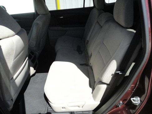 Used 2019 Honda Pilot EX image 10