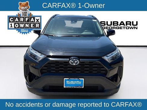 Used 2022 Toyota RAV4 XLE w/ Convenience Package AWD/4WD image 2
