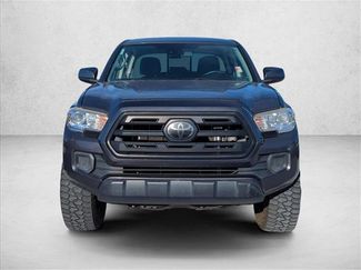 Used 2018 Toyota Tacoma SR video 2