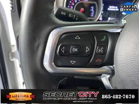 Used 2018 Jeep Wrangler Unlimited Rubicon image 15