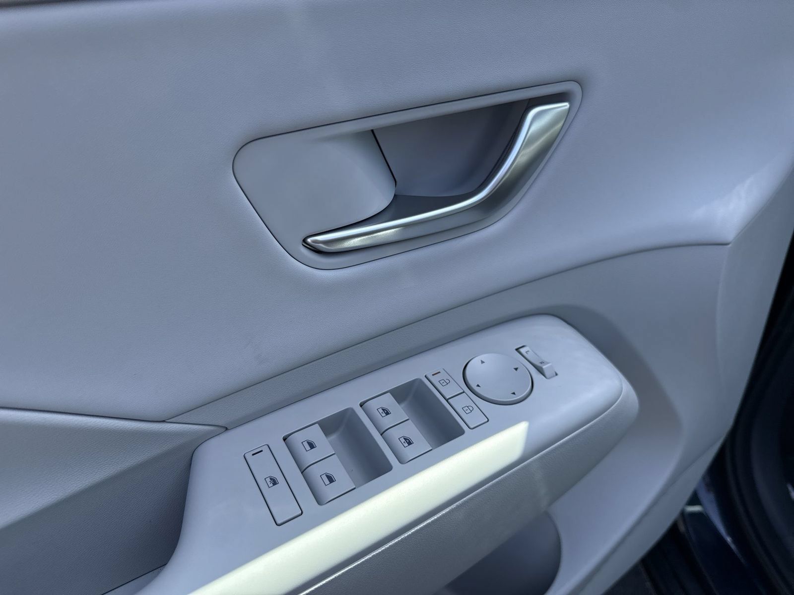 New 2026 Hyundai Kona SEL Premium AWD/4WD image 15
