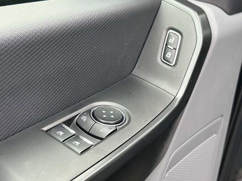 New 2025 Ford F150 XL w/ Equipment Group 103A High image 18