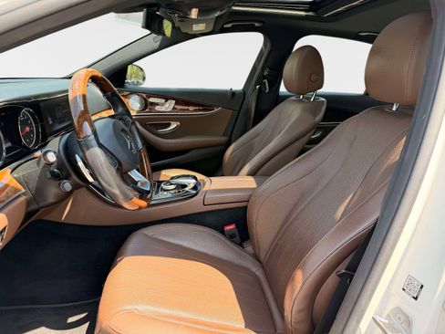 Used 2018 Mercedes-Benz E 300 image 13