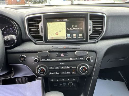 Used 2017 Kia Sportage EX w/ EX Technology Package image 15