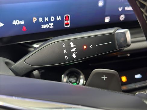 Used 2025 Buick Envision Preferred image 25