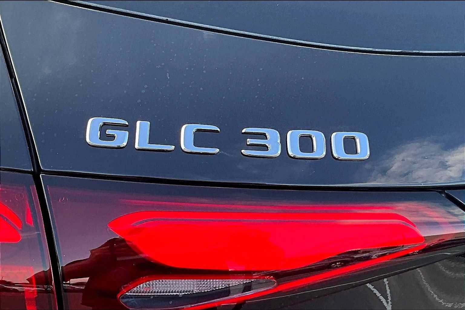 Certified 2026 Mercedes-Benz GLC 300 image 15