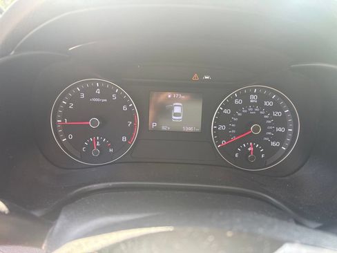 Used 2019 Kia Forte LXS FWD image 4