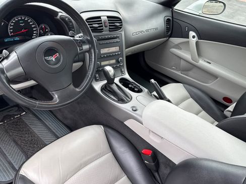 Used 2007 Chevrolet Corvette Coupe w/ Preferred Equipment Group image 13